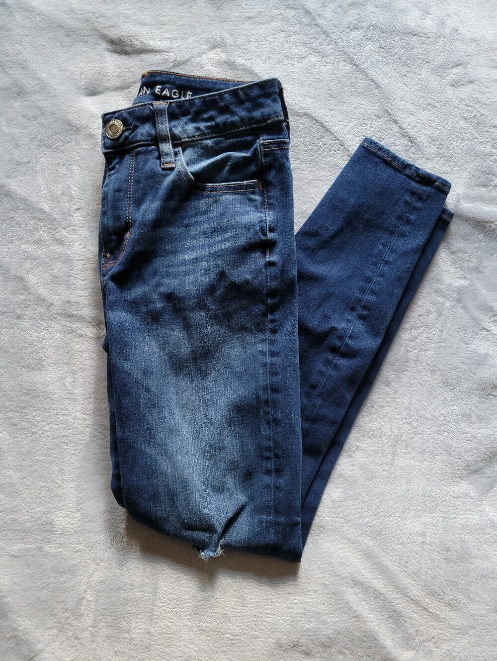 American Eagle Outfitters | Distressed Navy Blue Women's Skinny Jeans